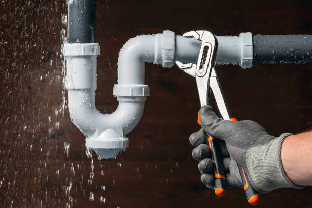 Professional Emergency Plumber technician working in Madison, NC